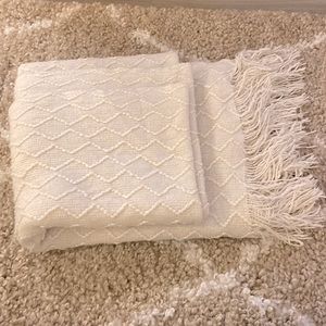 Cream Pottery Barn Blanket